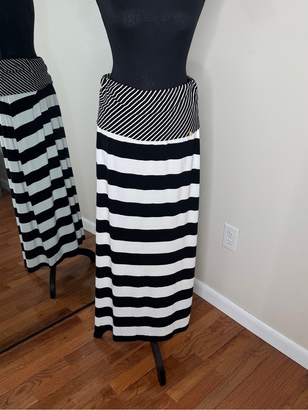 Calvin Klein Maxi Striped Skirt Fold Over Waist White Black Size S